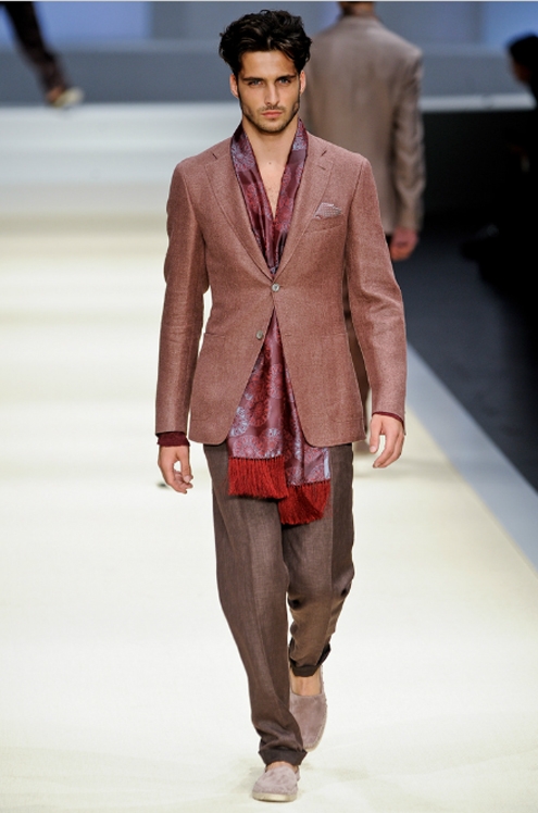 Canali SS2012 - 03.jpg