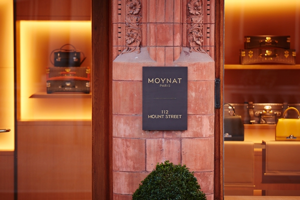 moynat,moynat paris,sac,bag,femme,woman,réjane,rejane,paradis,valise,limousine,rejane clutch,rejane pochette,malletier,sacs,maroquinerie,trunks,trunk,luxe,luxury,pauline moynat,story,ramesh nair,directeur,artistique,art,direction,faubourg saint honoré,malle,malles,élégance,leather,artisanat,artisan,collection,art déco,nouveau,nouvel,endroit,adresse,boutique,store,londres,london,112 mount street,design,décoration,conception,gwenael nicolas,curiosity