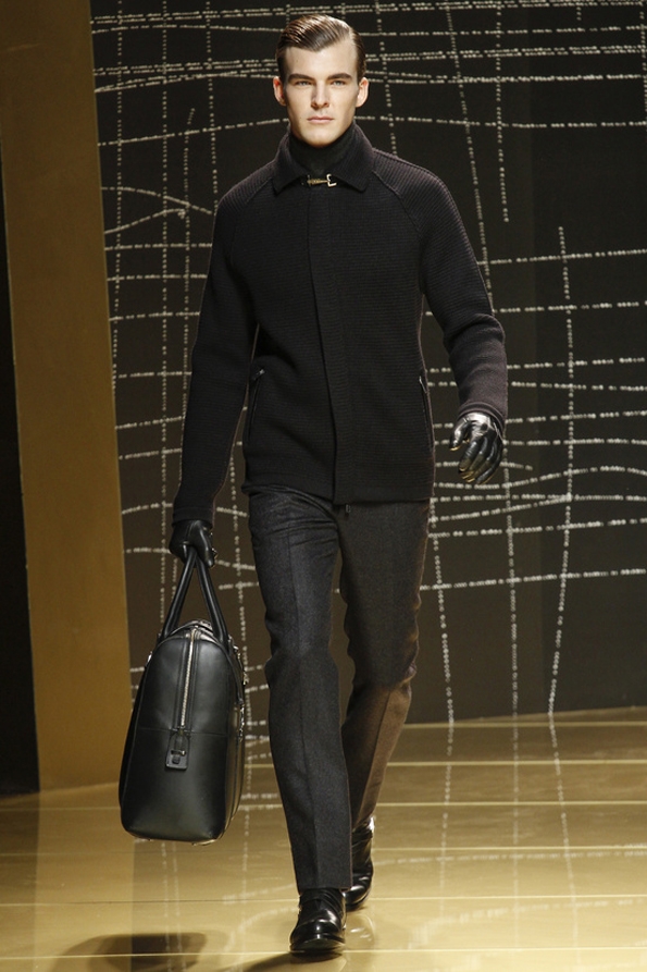 zegna,z,ermenegildo zegna,stefano pilati,rtw,automne,hiver,fall,winter,2013,fashion,mode,collection,fall,winter,hiver,créateur,creator,élégance,italy,milan,florence,luxe,homme,men,ready to wear,prêt à porter,suit,costume,luxury,trends,tendances,masculines,italie,italia