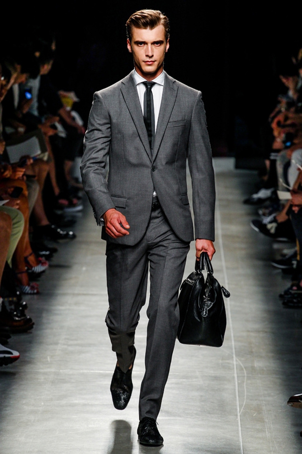 bottega veneta,fashion,men,hommes,collection,mode,luxe,luxury,italie,italia,italy,leather,cuir,fashion designer,tomas maier,direction artistique,direction,creative director,fashion show,défilé,homme,femme,women,printemps,été,spring,summer,2014