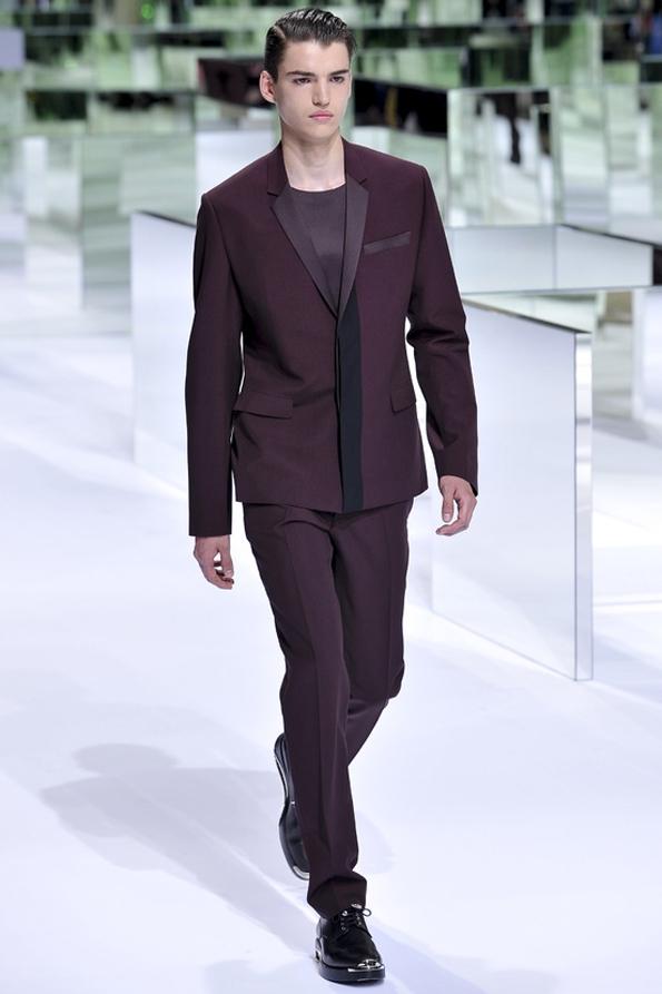 kris van assche,kva,raf simons,dior,dior homme,christian dior,fashion designer,luxe,luxury,icône,paris,costume,chemise,suit,shirt,rendez-vous,élégance,parisienne,masculin,black,tie,black tie,avenue montaigne,fashion show,défilé,homme,hommes,man,men,femme,femmes,woman,women,printemps,été,spring,summer,2014