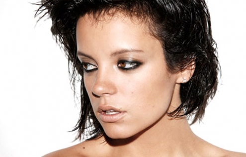 lily-allen-topless-gq-uk-08.jpg