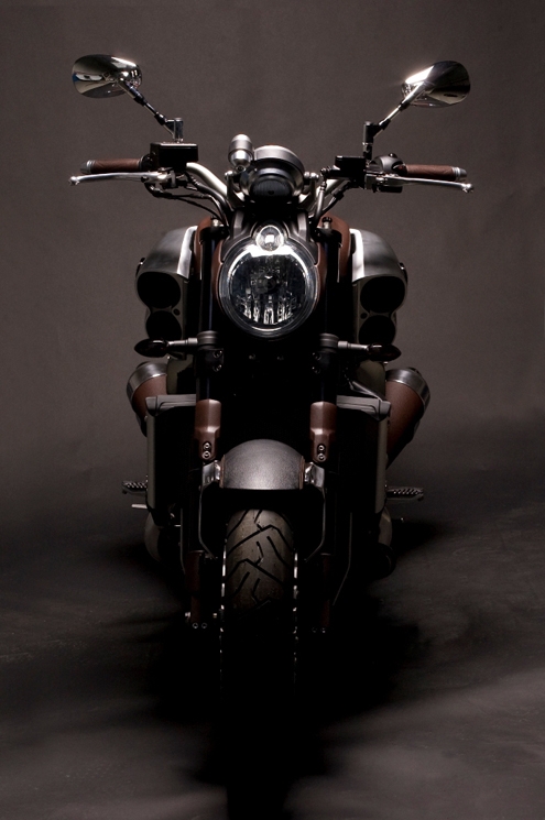 Yamaha_V-Max_Hermes_07.jpg