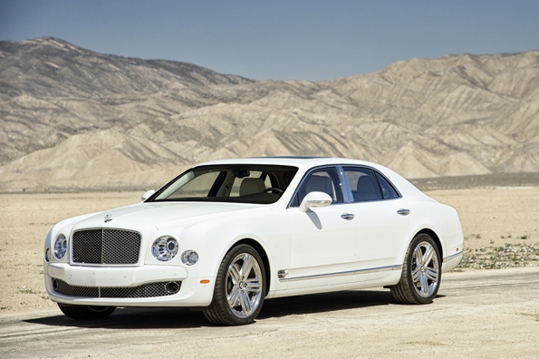 bentley,bentley motors,mulsanne,flying spur,benteyga,limousine,continental gt,automobile,luxe,luxury,cars,angleterre,britannique,british,grande bretagne,prestige,sur mesure,bespoke,tendances,trends,blogueur luxe,blogueur,blog,blogger,france,french,french riviera,lifestyle