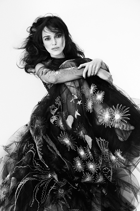 keira knightley,patrick demarchelier,interview magazine,septembre 2014,fashion magazine,magazine,fille,girl,week-end,fashion,editorial,edito,mode,modèle,modeling,top model,fashion photographer,photographe de mode,photographe,photographer,luxe,luxury,élégance,sexy,nude,naked,arts,art,magazine de mode,série de mode,stylisme,tendances,trends,femmes,fall,autumn,winter,hiver,2015