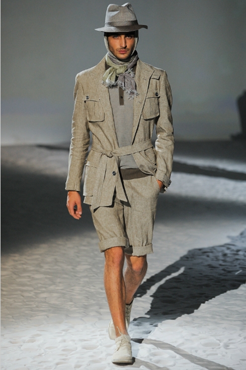 Corneliani SS2012 - 03.jpg