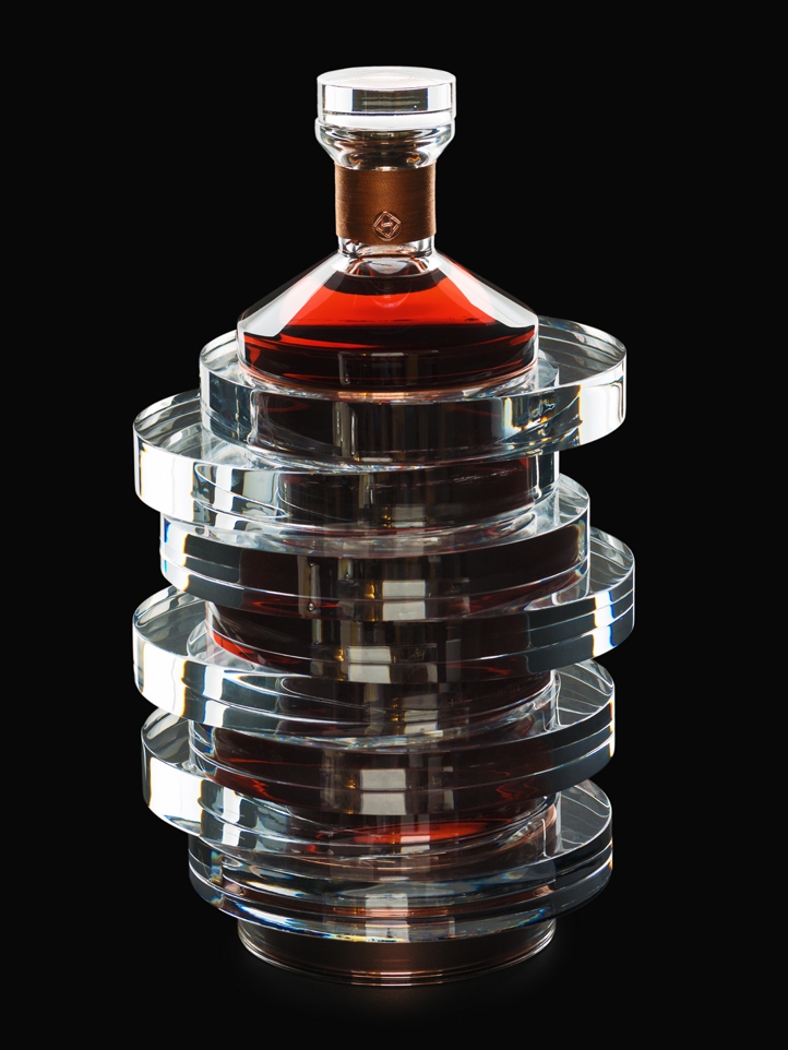 Hennessy8_decanter_black.jpg