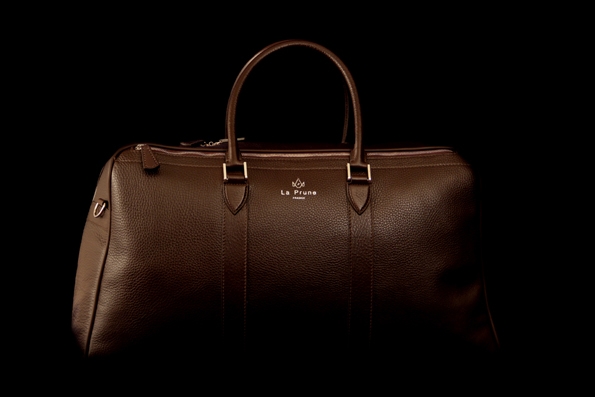 la prune,la prune paris,malletier,trunk maker,trunk,maker,luxury,luxe,paris,fashion,mode,accessoires,accessories,accessory,prune,pistole,brignoles,françois 1er,françois premier,roi de france,roi,france,sac,voyage,bag,sac 48h,homme,malles,exceptions