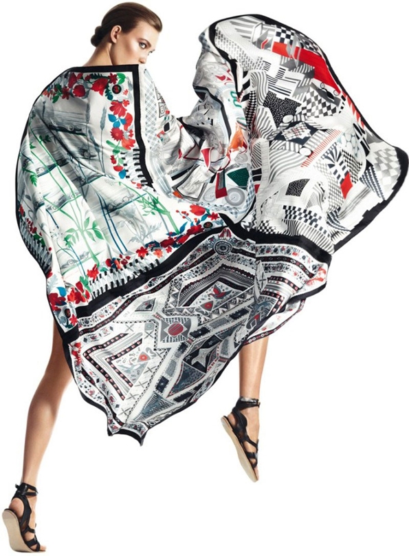 karlie kloss,david sims,hermès,ss 2013,silk,foulards,carré,soie,femme,feminity,woman,éditorial mode,éditorial,mode,édito,editorial,fashion editorial,fashion photographer,photographer,photographe,photographe de mode,fashion,sexy,model,modeling,modèle,luxe,luxury,portrait,glamour,mannequin,lovely