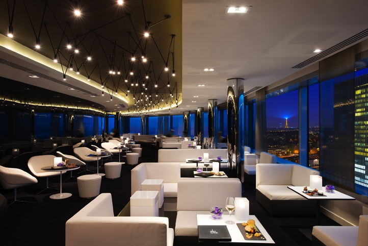 41aMeliaParisLaDefense-SkyLineBar.jpg