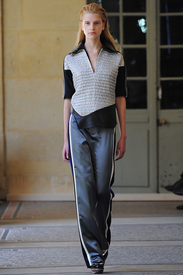 bouchra jarrar,haute couture,haute,couture,collection 10,juillet,july,2014,ready to wear,prêt à porter,mode,fashion,designer,collection,paris,luxe,luxury,pfw,amour,love,sensualité,féminité,création,avant garde,minimalisme,chic,style,élégance