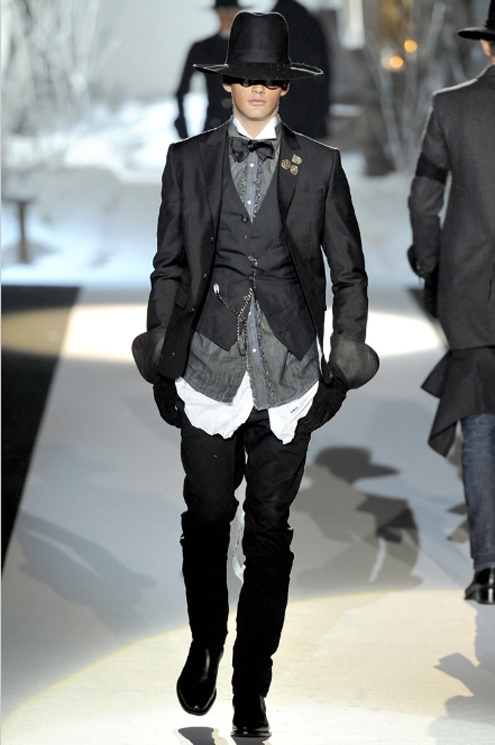 Dsquared FW2011 05.jpg