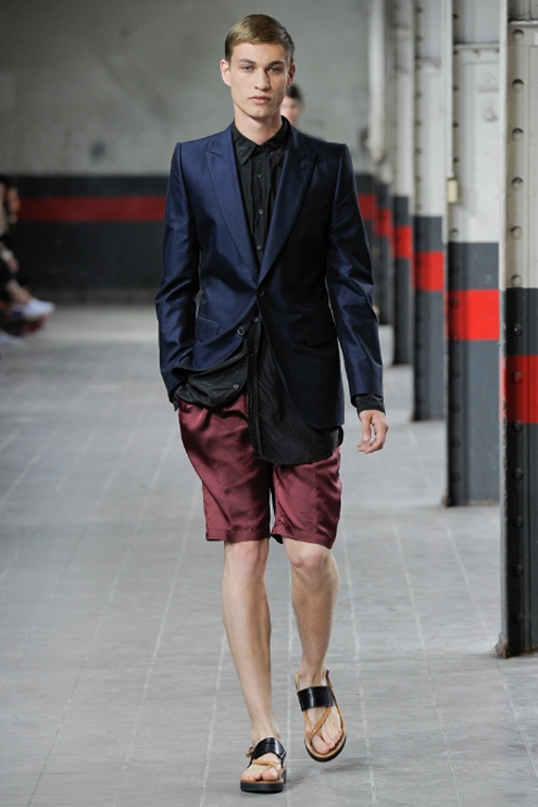 DriesVanNoten SS2012-01.jpg