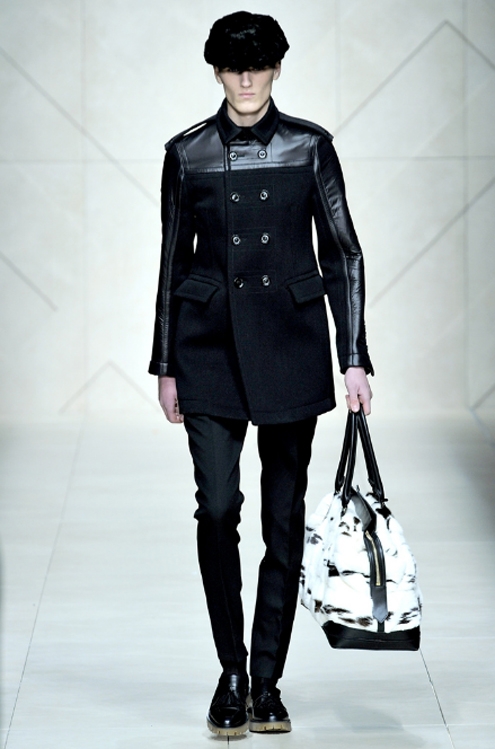 Burberry Prorsum FW011 01.jpg