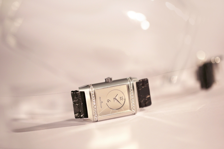 Jaeger-LeCoultre Reverso creation by Christian Louboutin 4.jpg