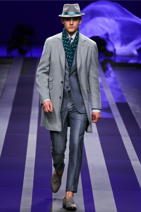 canali,men,hommes,fashion,mode,printemps,été,spring,summer,collection,2013,créateur,designer,london,londres,milan,milano,luxe,luxury,tendances,trends,fashion designer,créateur de mode,chic,élégant,dandy,couleur,gentlemen,gentleman,farmer,travel,tissus,rayures tennis,suit,costumes,tailor,tailleur,héritage,sartorial,prêt à porter,sur mesure,bespoke,style,vert émeraude,bleu,green,blue,mad men,mad men style