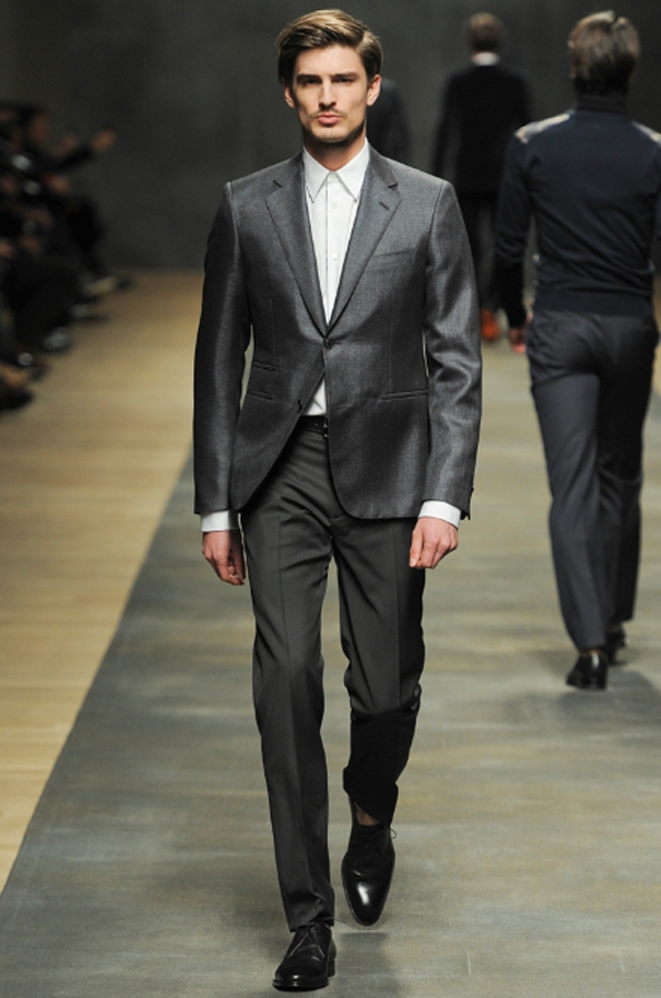 hermès,christophe lemaire,véronique nichanian,collection,homme,men,fall,winter,automne,hiver,2012,2013,mode,fashion,paris,luxe,élégance,trends,tendances,trendy,accessoires,kelly,birkin,hac,sac,bags,luxury,faubourg,saint-honoré,sellier,cuir,artisanat,malletier,orange