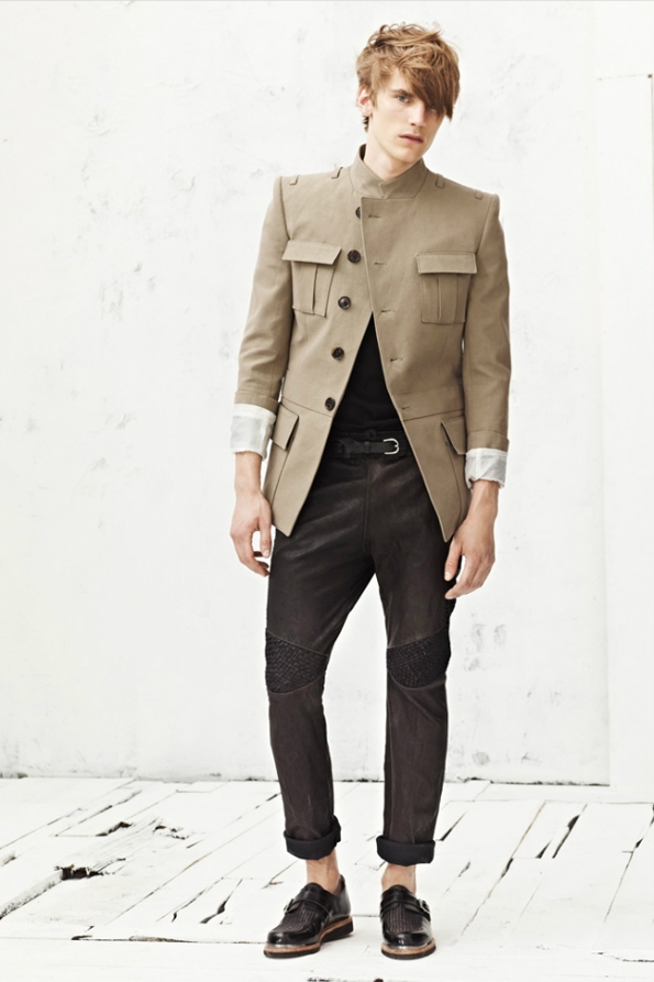 balmain,fashion,mode,men,homme,printemps,spring,été,summer,2013,dandy,olivier rousteing,christophe decarnin,karl lagerfeld,oscar de la renta,luxe,luxury,pierre balmain,paris,france,french brand,marque,tendances,trends,caban,vestes,manteaux,costumes,suit,chaussures,accessoires,accessories,accessory,shoes,blazer,masculin,féminin