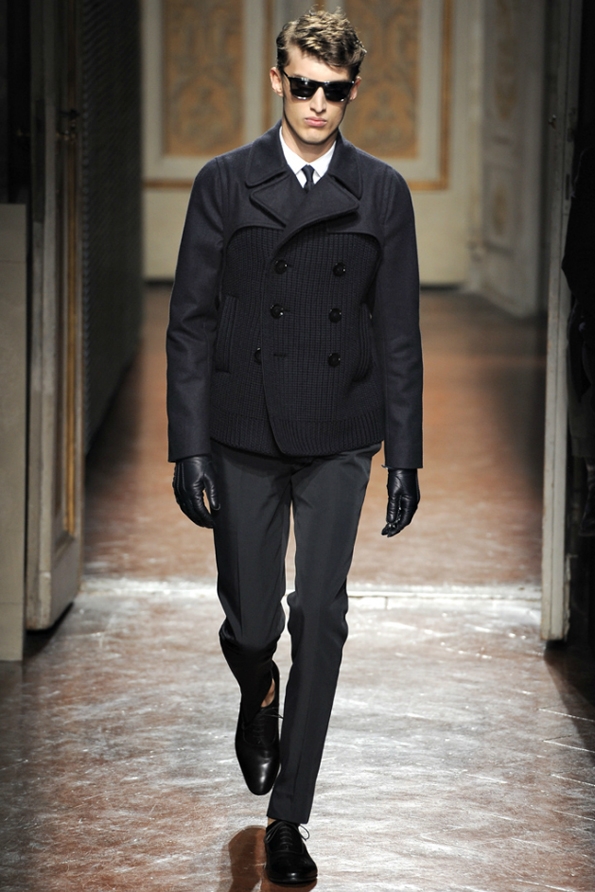 valentino,Valentino Garavani,Giancarlo Giammetti,red,rouge valentino,maison valentino,Alessandra Facchinetti,Maria Grazia Chiuri,Pier Paolo Piccioli, mode, fashion, men, homme, collection, fall, winter, automne, hiver, milan, milano, firenze, florence,rome,roma 2012, 2013, luxury, luxe, trends, tendances