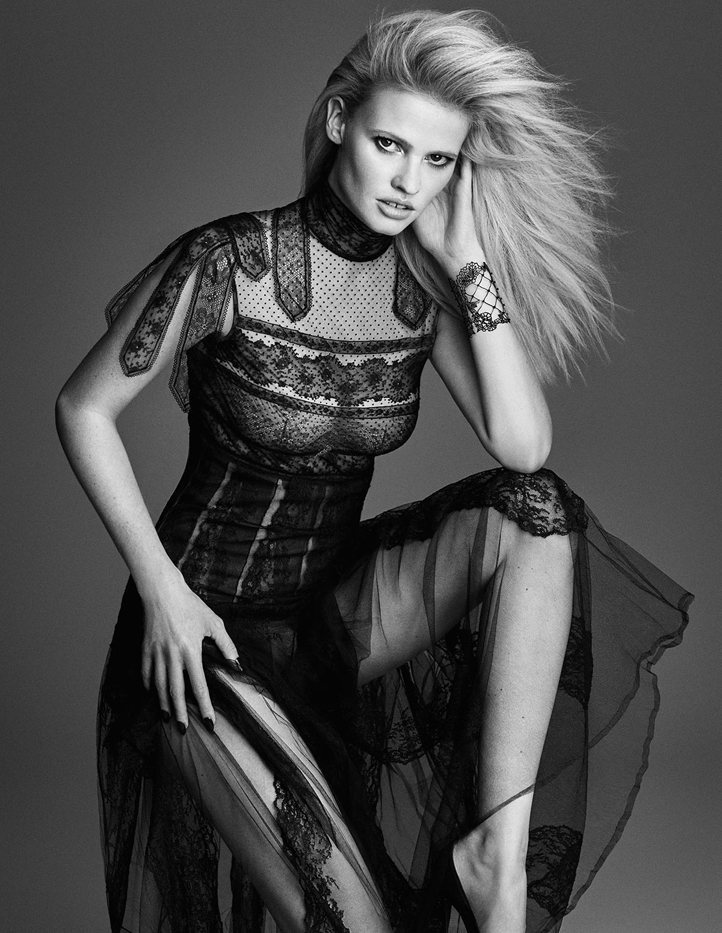 LaraStone_IangoAndLuigi_W_Korea_Sep2015_06.jpg