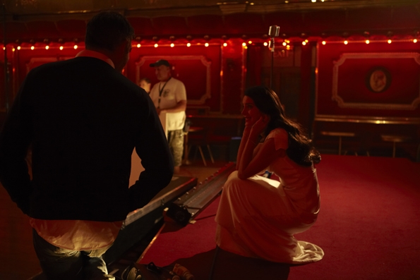 jaguar,lana del rey,damian lewis,ridley scott,ftype,collaboration,fashion,music,musique,video clip,luxury,luxe,red,land rover,burning desire,rivoli ballroom,londres,london