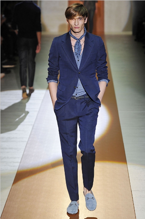 Gucci SS2011 04.jpg