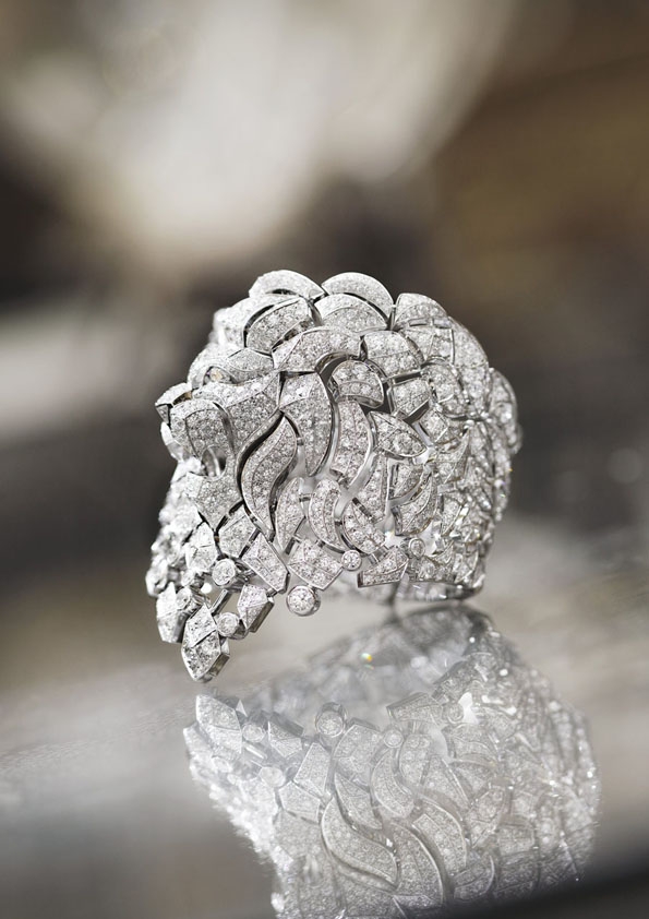 karl lagerfeld,chanel,chanel joaillerie,joaillerie,jewellery,jewelry,fine jewellery,fine jewelry,haute joaillerie,joaillier,gold,or,diamant,diamond,diamants,diamonds,place vendôme,vendôme,direction artistique,fashion designer,luxe,luxury,coco chanel,gabriel chanel,venise,sérenissime,astrologique,lion,wertheimer,groupe wertheimer