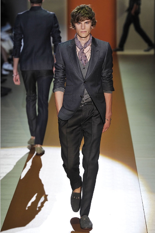 Gucci SS2011 05.jpg