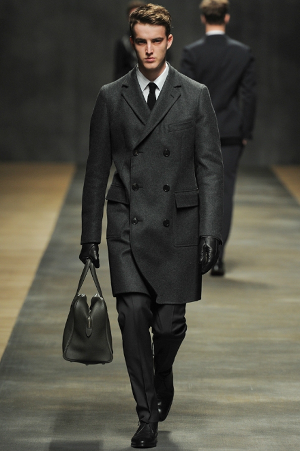 hermès,christophe lemaire,véronique nichanian,collection,homme,men,fall,winter,automne,hiver,2012,2013,mode,fashion,paris,luxe,élégance,trends,tendances,trendy,accessoires,kelly,birkin,hac,sac,bags,luxury,faubourg,saint-honoré,sellier,cuir,artisanat,malletier,orange