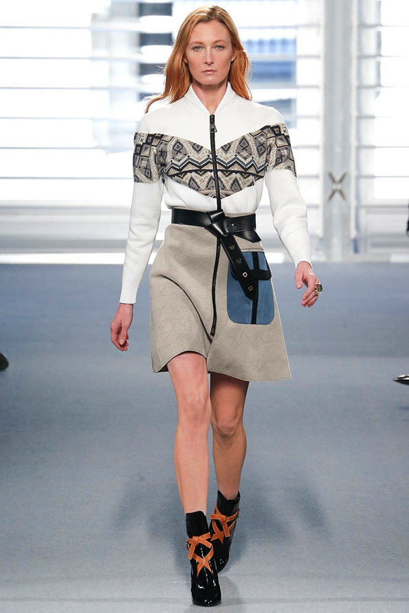 nicolas ghesquière,balenciaga,paris,fashion,mode,luxe,luxury,blog mode,blog luxe,luxury blog,tendances,trends,glamour,élégance,france,french,kering,ppr